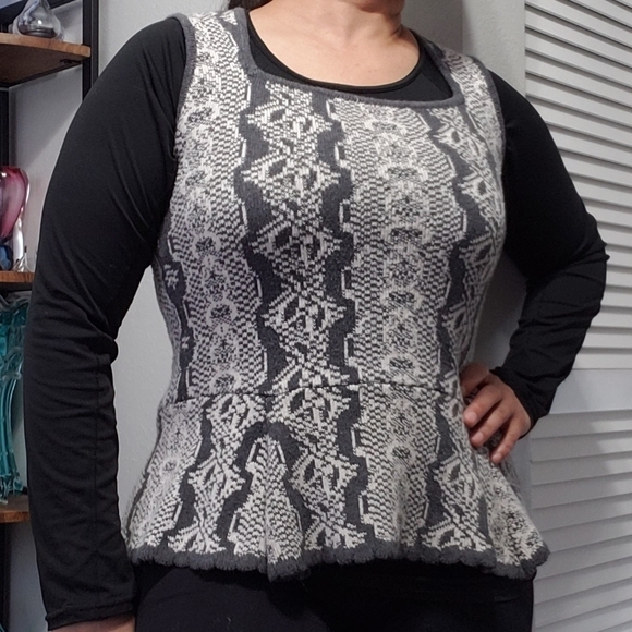 Cabi Sleeveless Peplum Tank Top, Size S - Picture 6 of 16